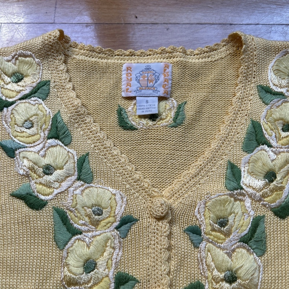 Vintage Yellow Cotton Cardigan Floral Embroidery Short Sleeve Cottagecore S - Picture 3 of 9